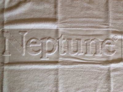Khăn dệt logo Neptune